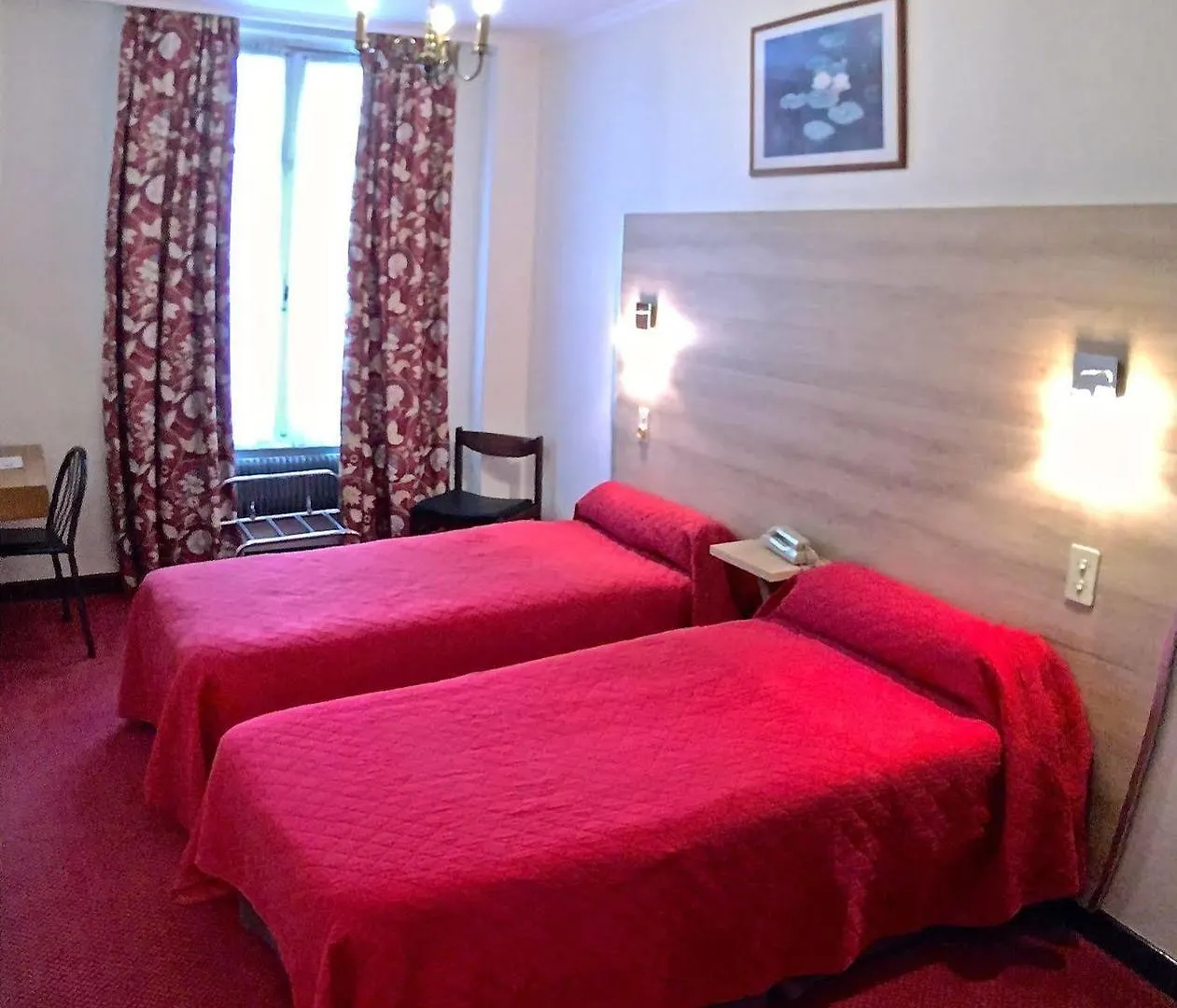 Hotel Du Helder Lyon 2*,
