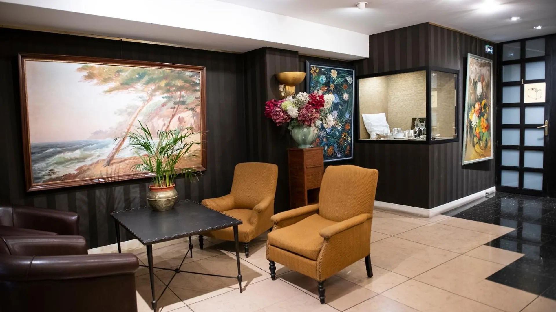 Hotel Du Helder Lyon 2*,